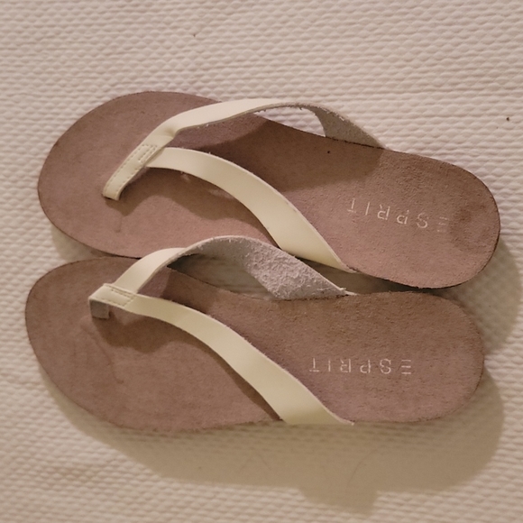 NWOT ESPRIT Leather Flip Flops: available in Brown & White- all Size:9 - Picture 7 of 8